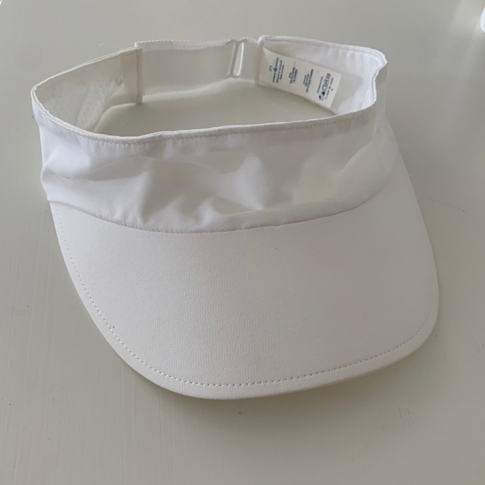 Lululemon sun chaser run white visor